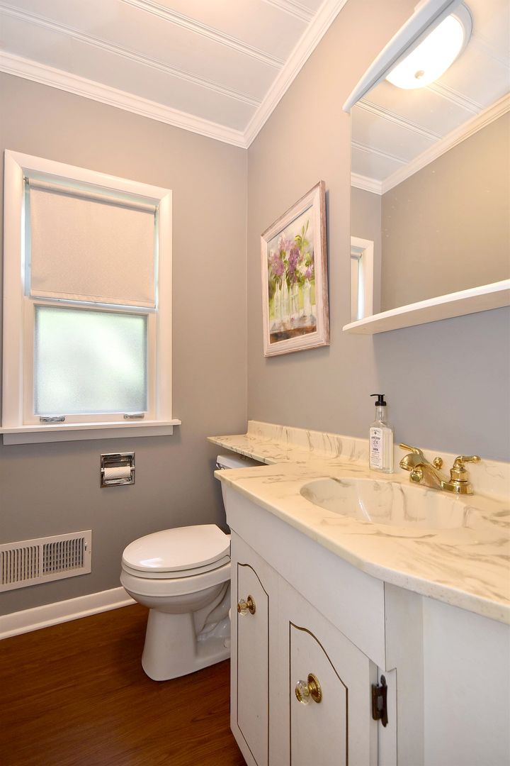 1718 Oakton Street Park Ridge, IL 60068 - Photo 19 of 29