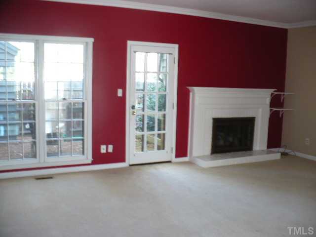 942 Albany Court Raleigh, NC 27615 - Photo 2 of 13 Gallery Image 2