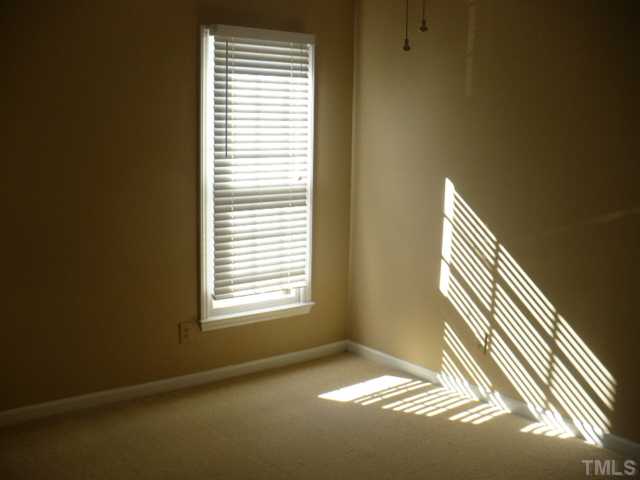 942 Albany Court Raleigh, NC 27615 - Photo 10 of 13 Gallery Image 10