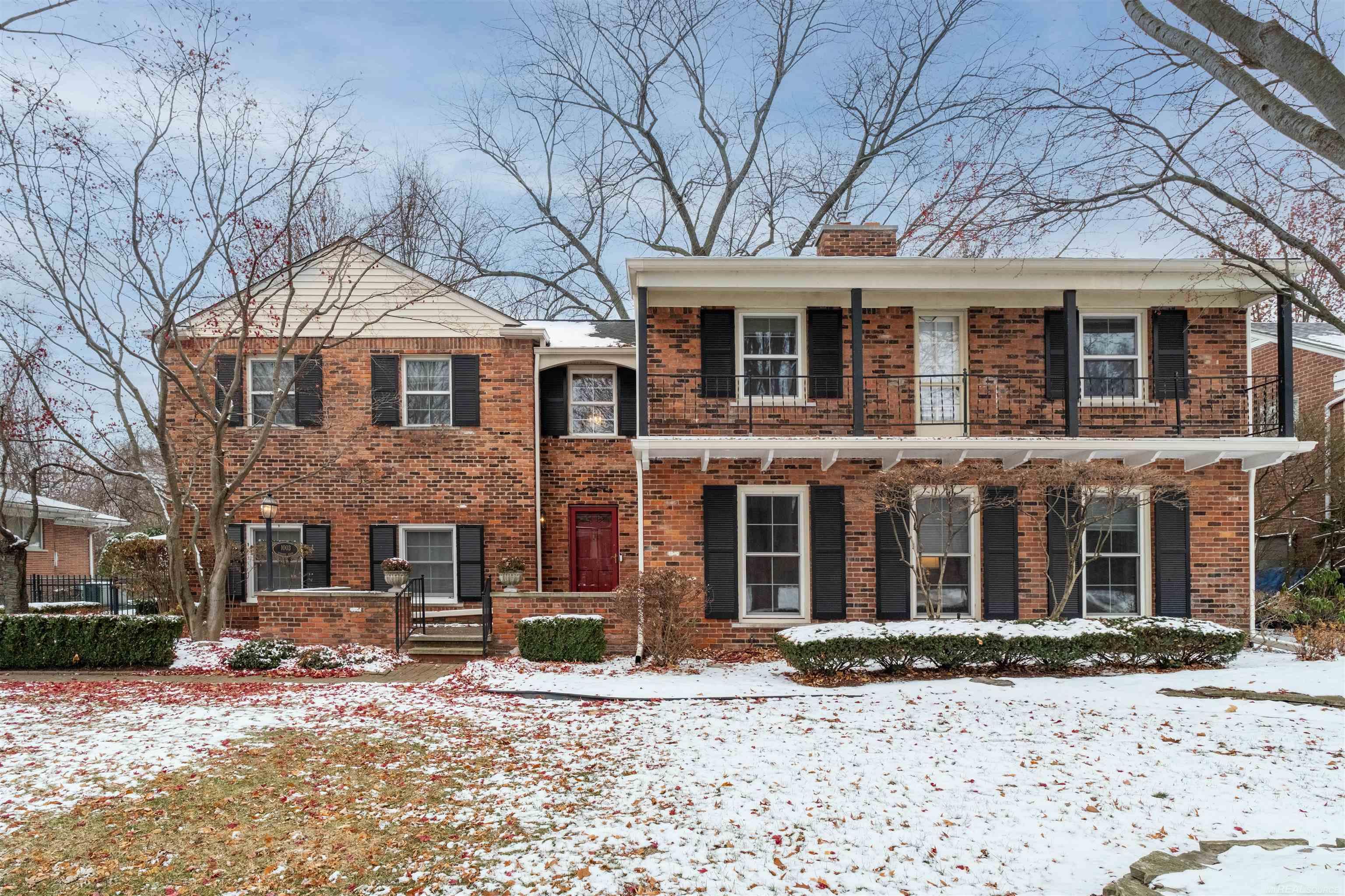 1003 Bedford Road Grosse Pointe Park, MI 48230 - Photo 2 of 70