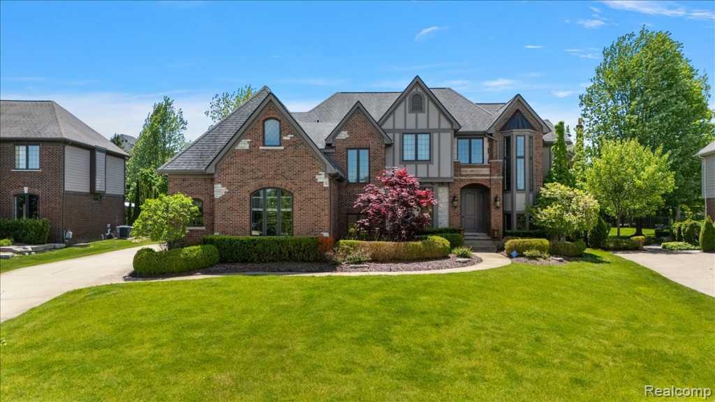 2885 Ambleside Court Rochester, MI 48306 - Photo 1 of 48