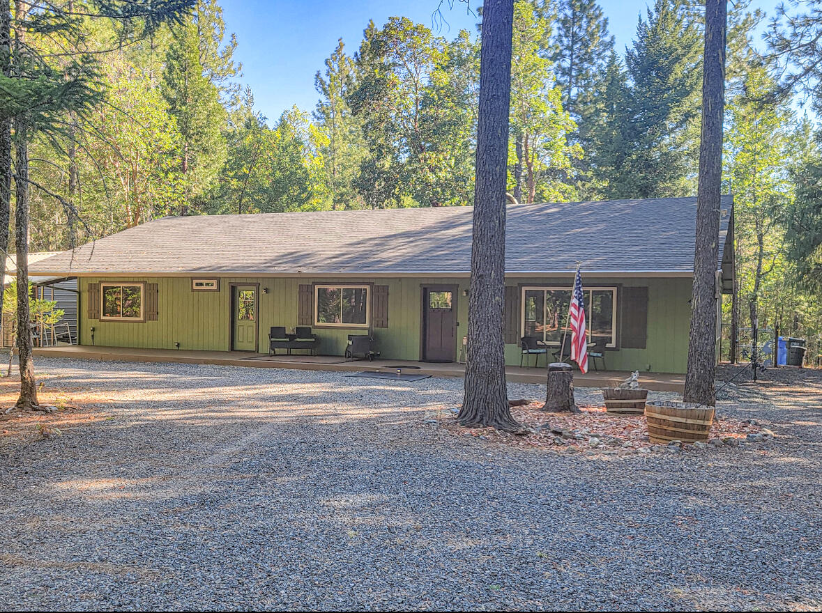 565 Squaw Mountain Road Selma, OR 97538 - Photo 1 of 20 IMG_5029