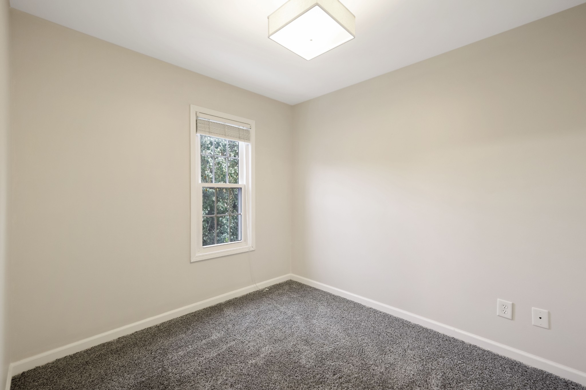 2201 Cardiff Lane Mount Juliet, TN 37122 - Photo 38 of 47 an empty room with a window