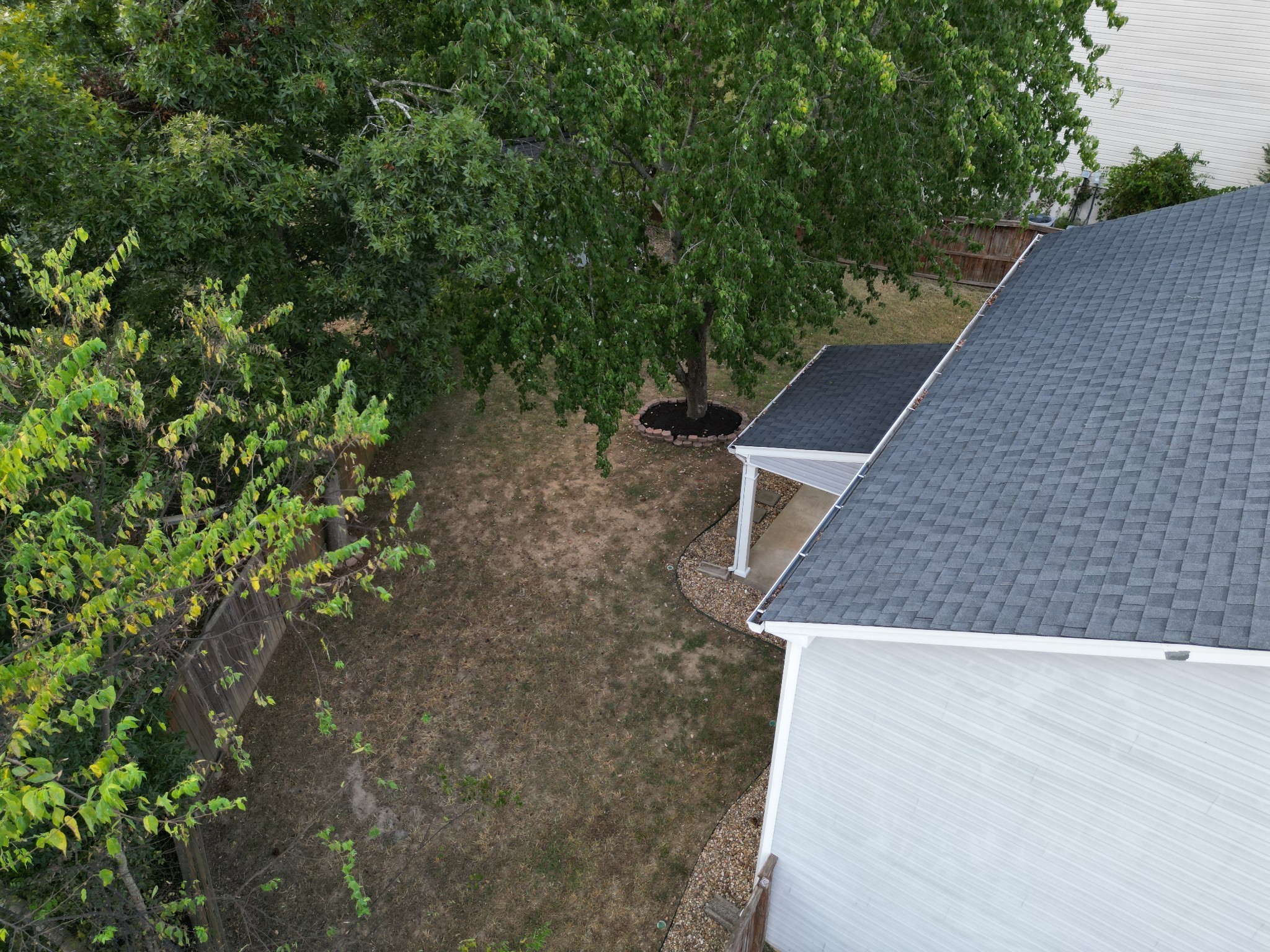2201 Cardiff Lane Mount Juliet, TN 37122 - Photo 47 of 47 a view of a backyard of the house
