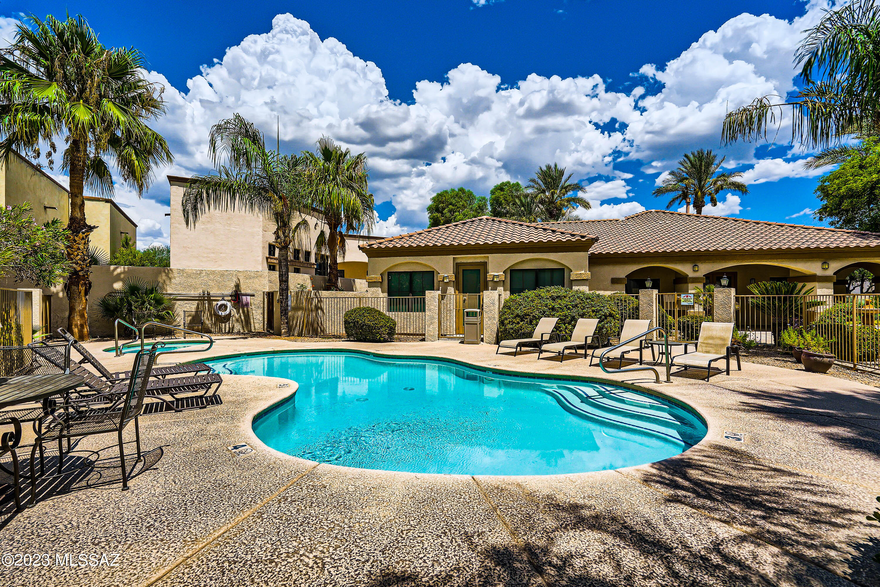 2550 East River Road, Unit 1103 Tucson, AZ 85718 - Photo 32 of 33