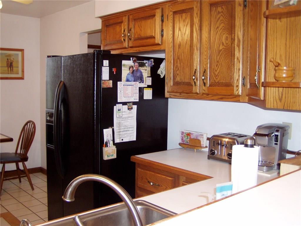 260 Sanitarium Road Washington, PA 15301 - Photo 8 of 25 Kitchen