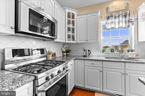 $489,900 | 919 Hedgewyck Lane, Elizabethtown, PA 17022
