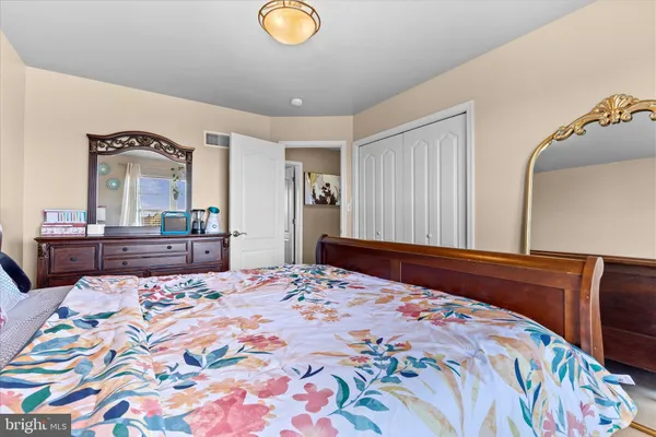 $489,900 | 919 Hedgewyck Lane, Elizabethtown, PA 17022