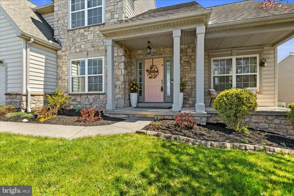 $489,900 | 919 Hedgewyck Lane, Elizabethtown, PA 17022