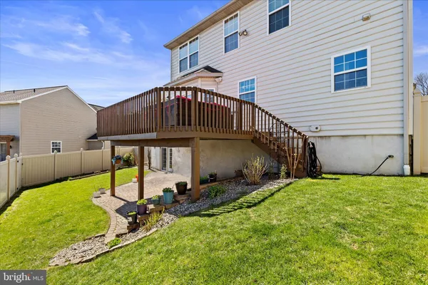 $489,900 | 919 Hedgewyck Lane, Elizabethtown, PA 17022