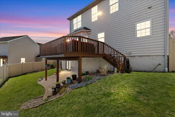 $489,900 | 919 Hedgewyck Lane, Elizabethtown, PA 17022
