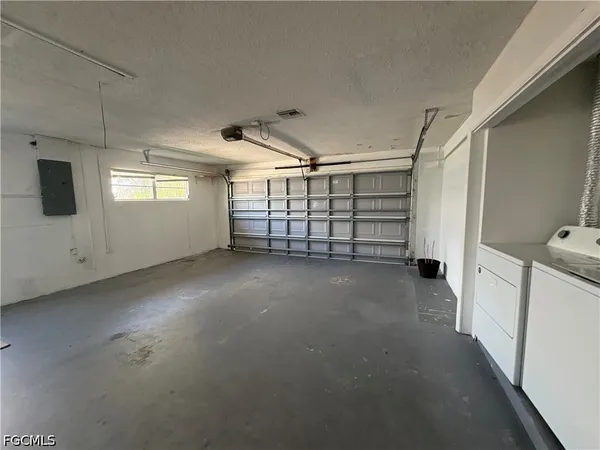 $2,500 | 311 Southwest 48th Terrace, Cape Coral, FL 33914