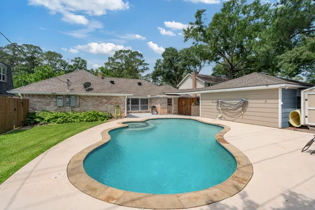 $320,000 | 15110 Falling Creek Drive, Houston, TX 77068