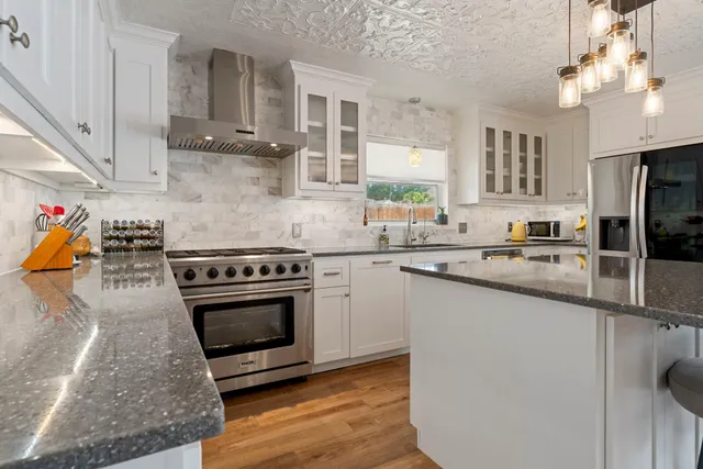 $320,000 | 15110 Falling Creek Drive, Houston, TX 77068