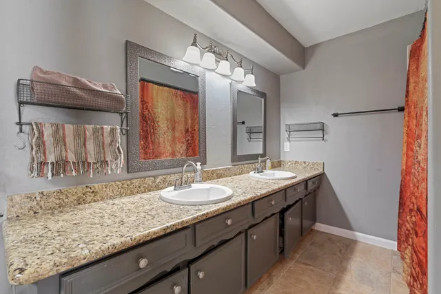 $320,000 | 15110 Falling Creek Drive, Houston, TX 77068