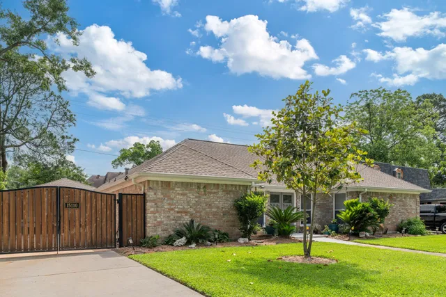$320,000 | 15110 Falling Creek Drive, Houston, TX 77068