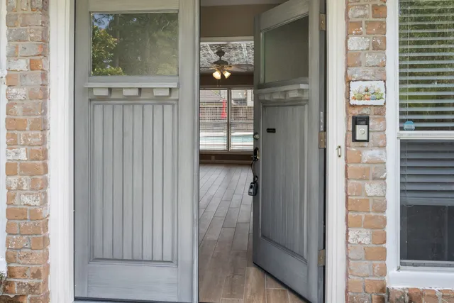 $320,000 | 15110 Falling Creek Drive, Houston, TX 77068