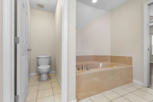 $2,300 | 1916 Kadima Circle, Fort Walton Beach, FL 32547