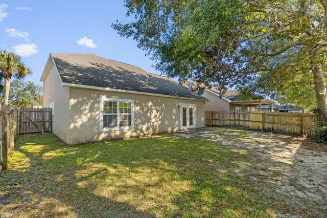 $2,300 | 1916 Kadima Circle, Fort Walton Beach, FL 32547
