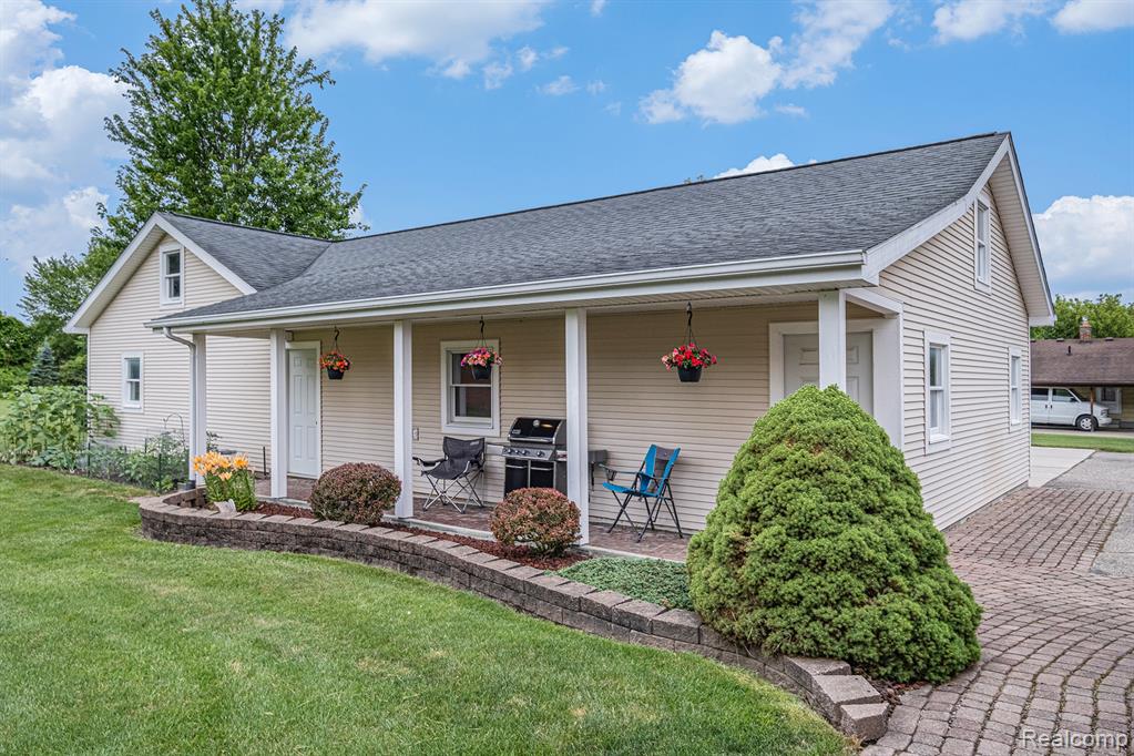 7488 South Jennings Road Swartz Creek, MI 48473 - Photo 4 of 35 Gallery Image 4
