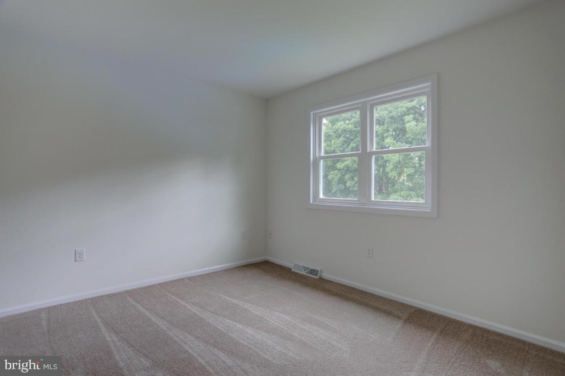 15 Pheasant Lane Lititz, PA 17543 - Photo 12 of 27 Gallery Image 12