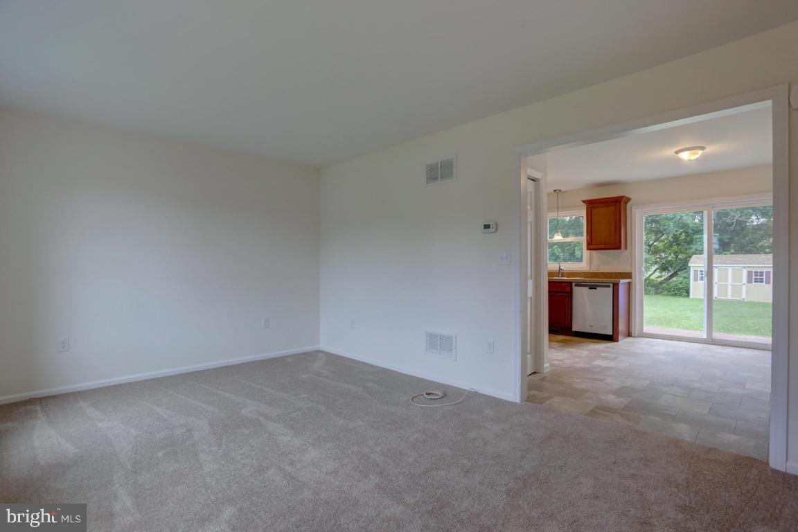 15 Pheasant Lane Lititz, PA 17543 - Photo 5 of 27 Gallery Image 5
