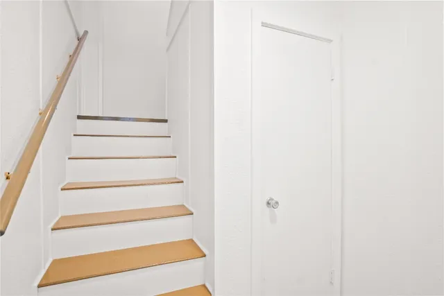 $899,000 | 318 West Cotter Avenue, Unit 1, Port Aransas, TX 78373