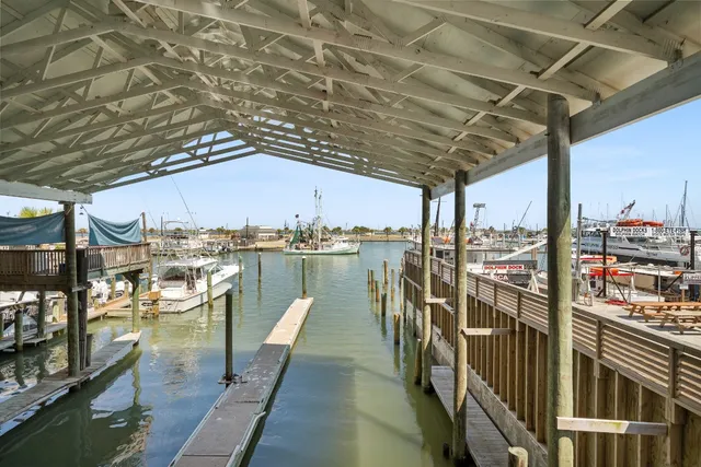 $899,000 | 318 West Cotter Avenue, Unit 1, Port Aransas, TX 78373