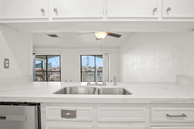 $899,000 | 318 West Cotter Avenue, Unit 1, Port Aransas, TX 78373