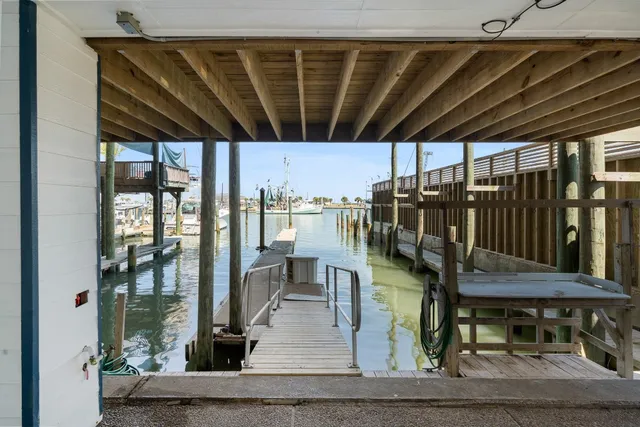 $899,000 | 318 West Cotter Avenue, Unit 1, Port Aransas, TX 78373