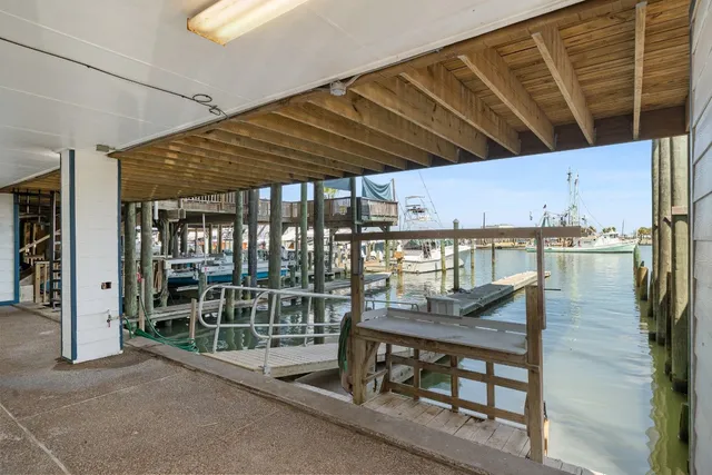 $899,000 | 318 West Cotter Avenue, Unit 1, Port Aransas, TX 78373