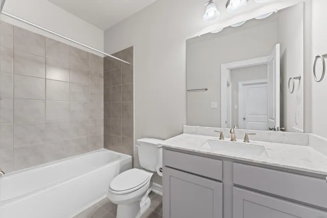 $399,900 | 4029 Boardwalk Boulevard, Seabrook, TX 77586