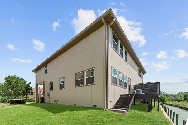 $399,900 | 4029 Boardwalk Boulevard, Seabrook, TX 77586