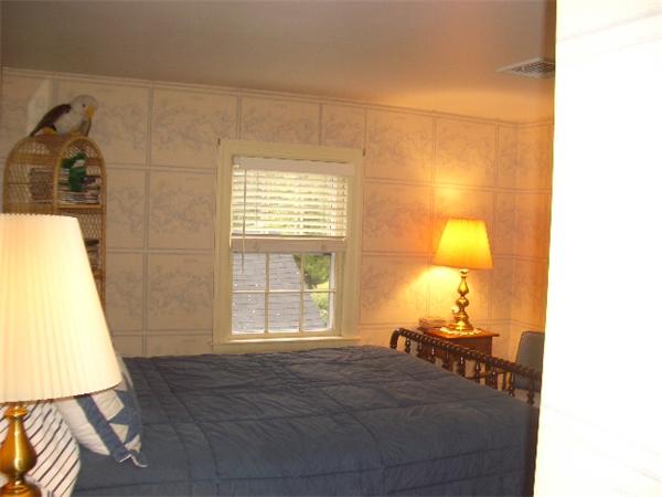 134 Ipswich Road Topsfield, MA 01983 - Photo 16 of 26 Gallery Image 16