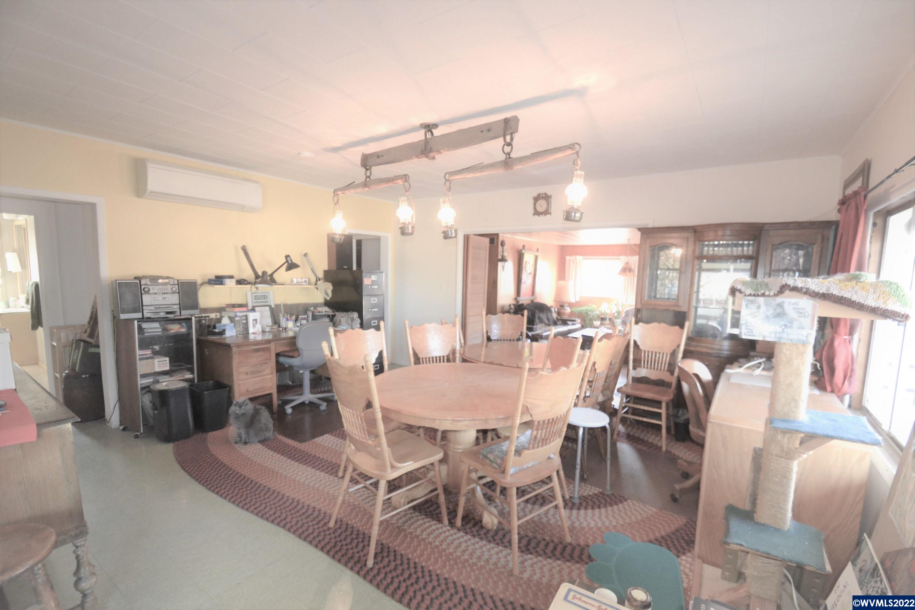 31685 Country Road Tangent, OR 97389 - Photo 4 of 29