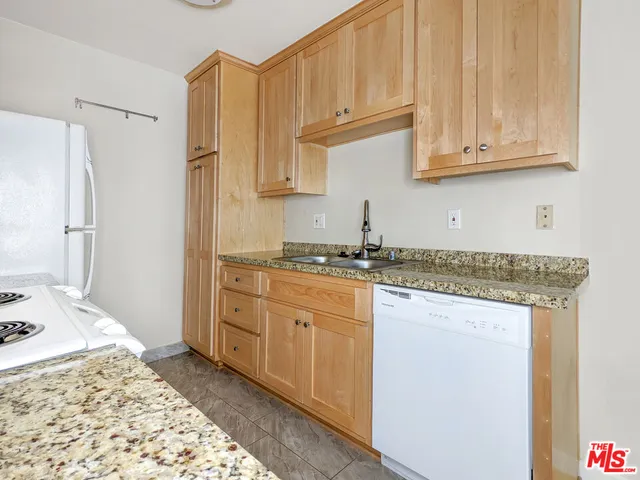 $2,650 | 1538 11th Street, Unit 4, Santa Monica, CA 90401