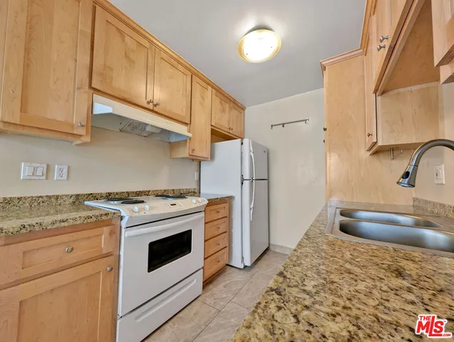 $2,650 | 1538 11th Street, Unit 4, Santa Monica, CA 90401