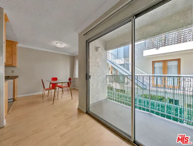 $2,650 | 1538 11th Street, Unit 4, Santa Monica, CA 90401