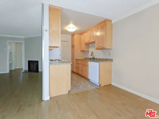$2,650 | 1538 11th Street, Unit 4, Santa Monica, CA 90401