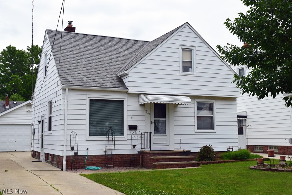1629 Mapledale Road Wickliffe, OH 44092 - Photo 2 of 13 Gallery Image 2