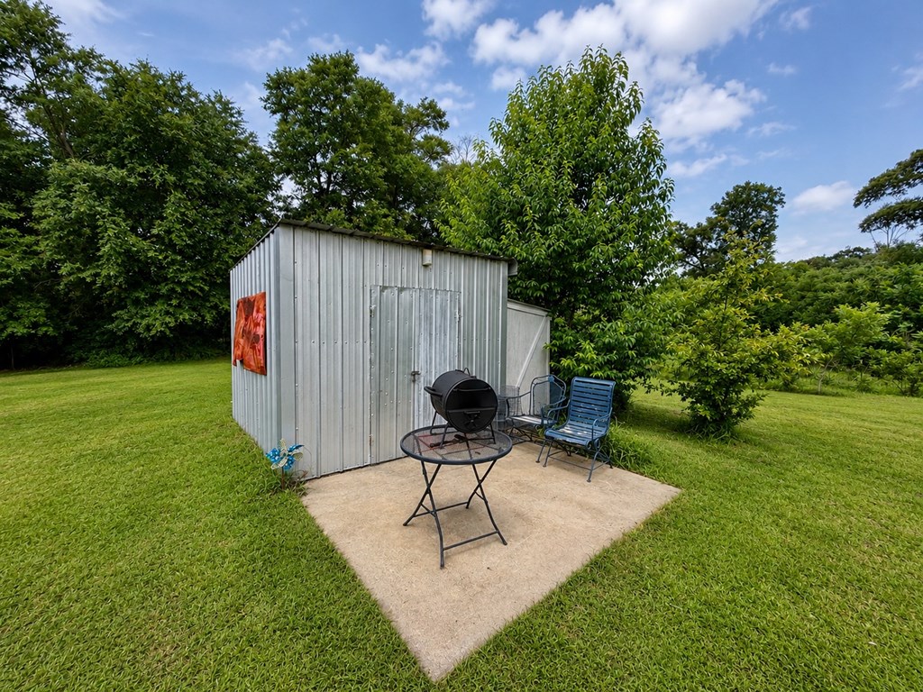 151 Clover Street Gordon, AL 36343 - Photo 19 of 40