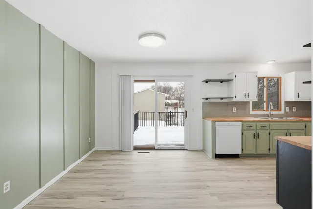 $345,500 | 2801 11th Avenue Northwest, Anoka, MN 55303