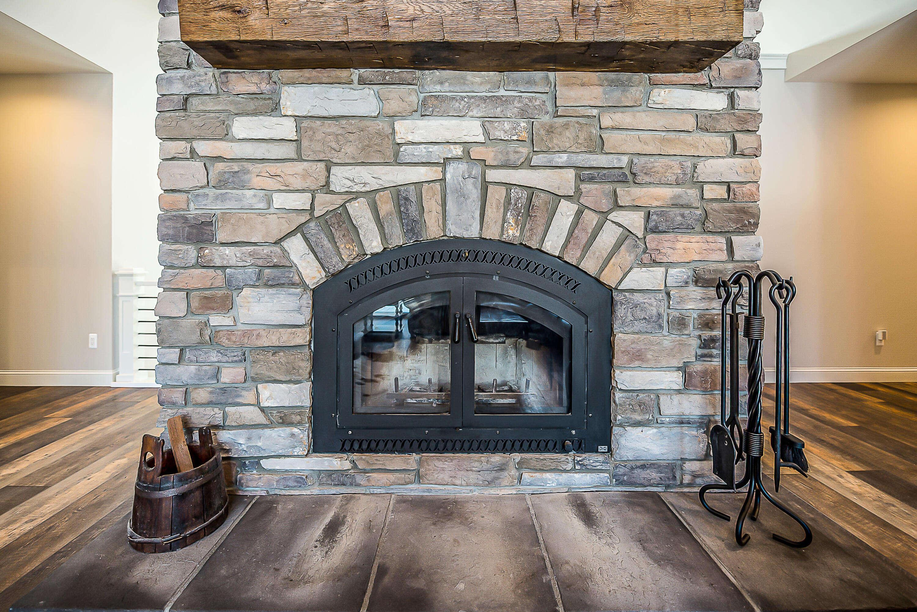 1267 Knight Road Ann Arbor, MI 48103 - Photo 16 of 87 12 fireplace