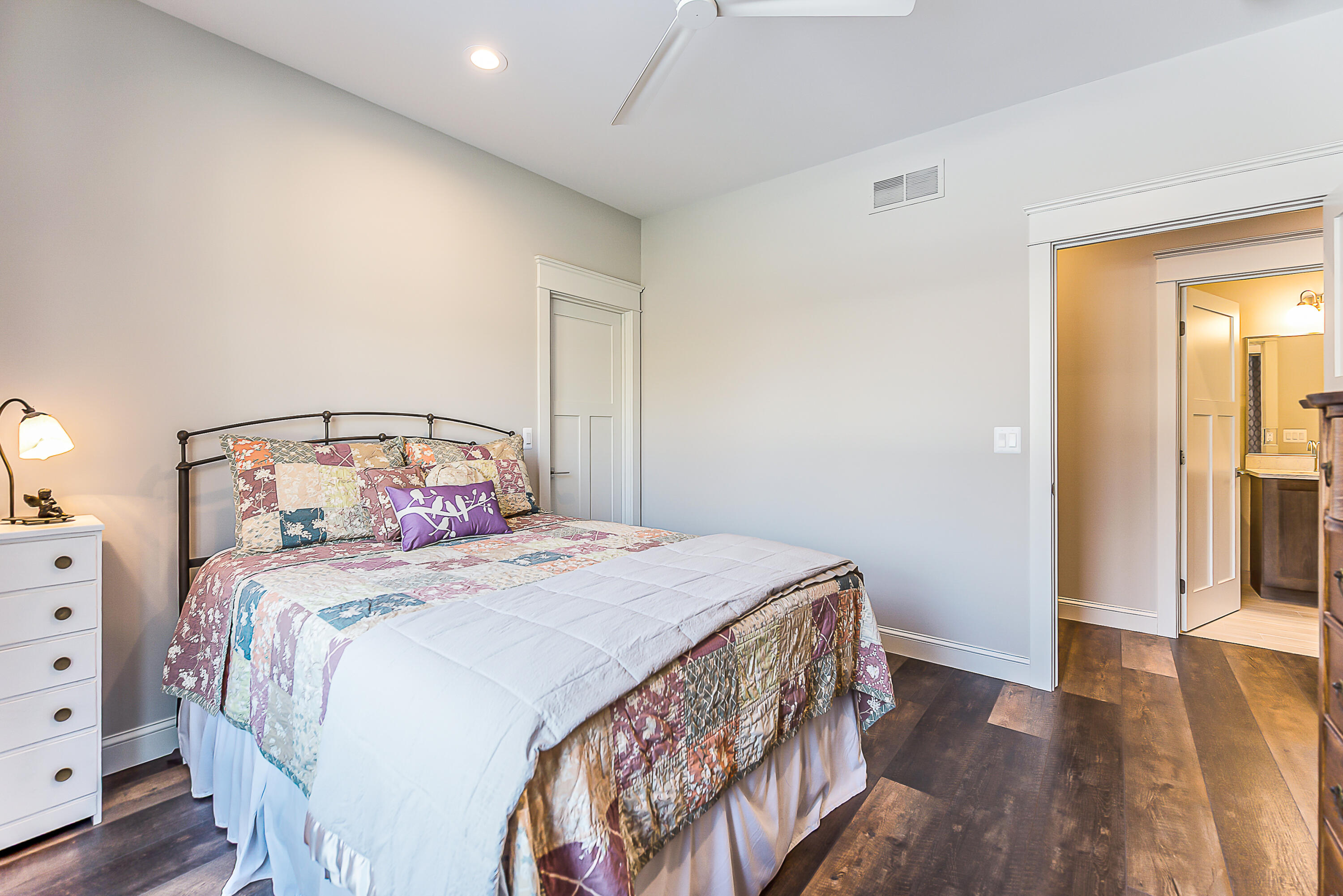 1267 Knight Road Ann Arbor, MI 48103 - Photo 49 of 87 44 bed4