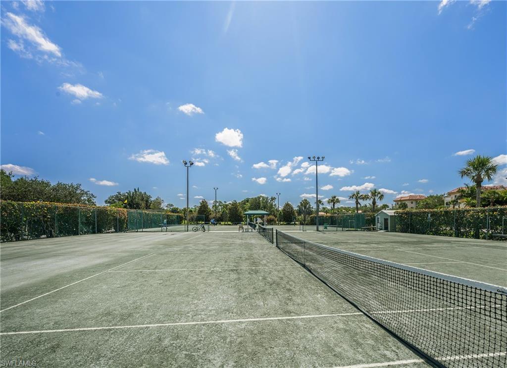 917 Fairhaven Court, Unit 29 Naples, FL 34104 - Photo 29 of 40 a view of a basketball court