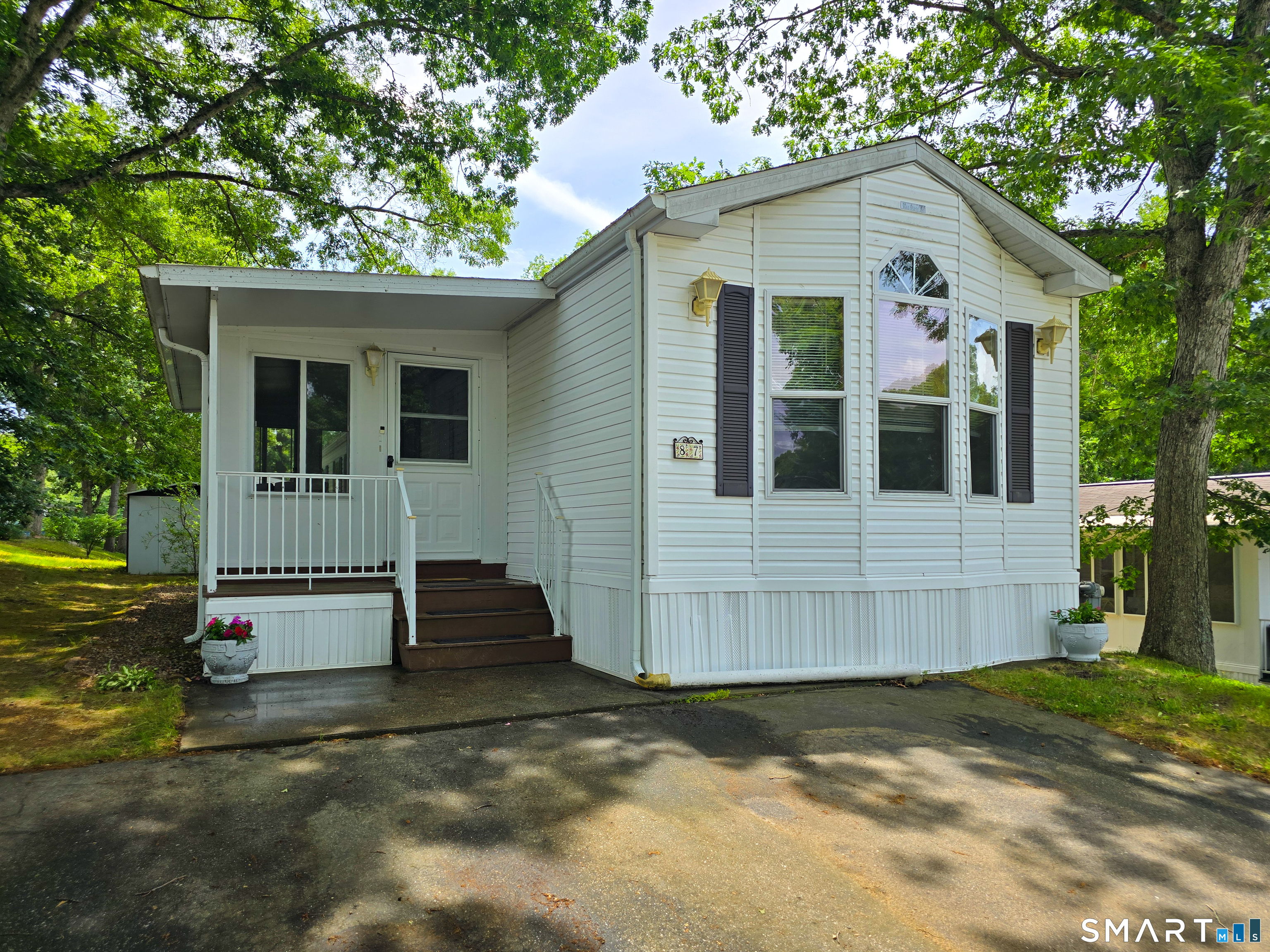 136 Hunters Road Norwich, CT 06360 - Photo 3 of 20