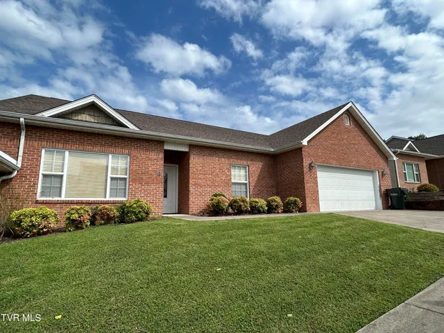 $329,900 | 123 Southridge Drive, Unit 123, Greeneville, TN 37743