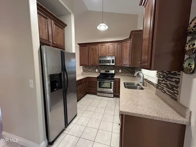 $329,900 | 123 Southridge Drive, Unit 123, Greeneville, TN 37743