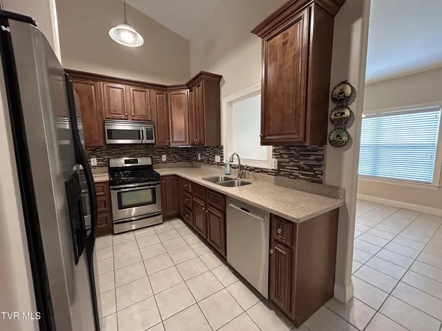 $329,900 | 123 Southridge Drive, Unit 123, Greeneville, TN 37743