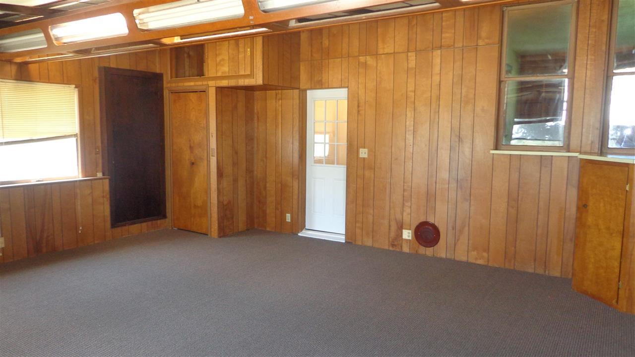 6805 Cordova Road Erie, IL 61250 - Photo 4 of 24